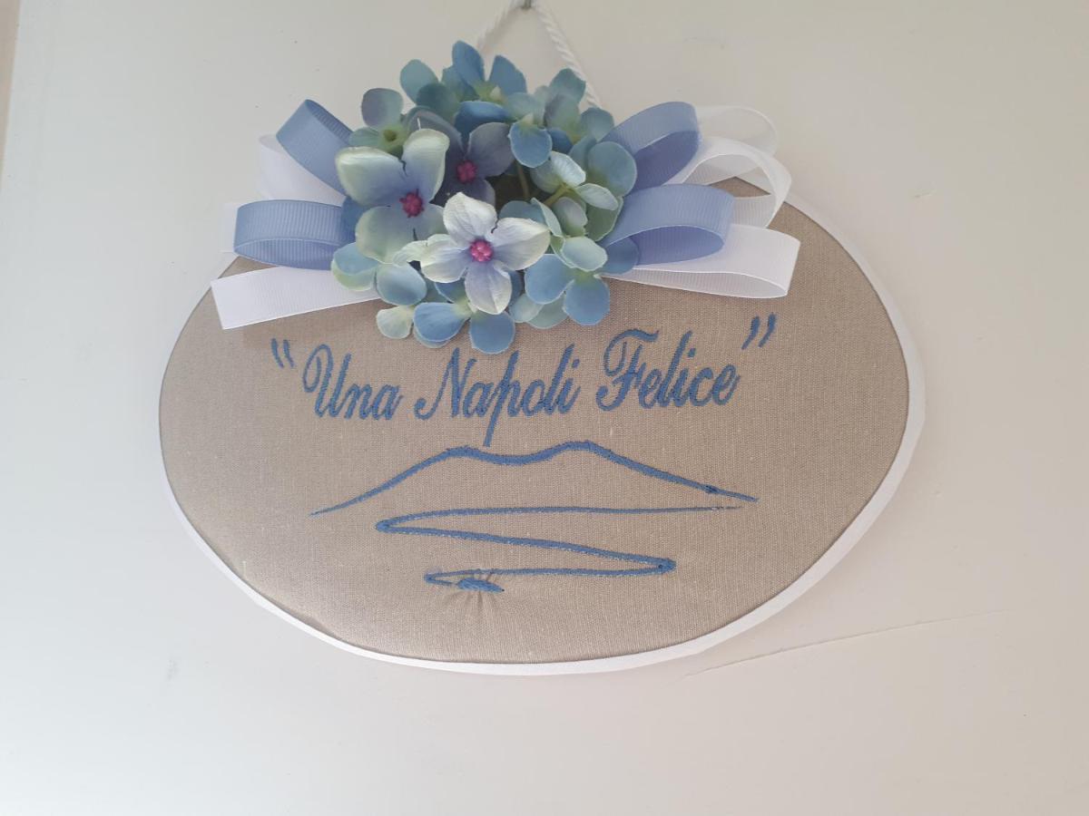 Una Napoli Felice Extérieur photo